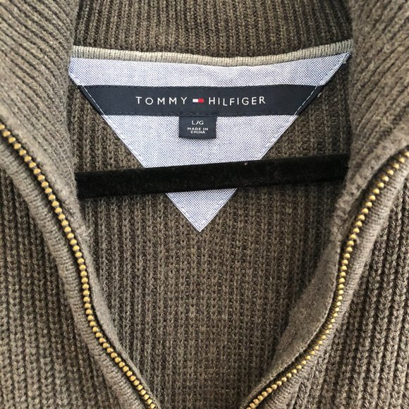 Gray Tommy Hilfiger Sweater - Picture 3 of 3